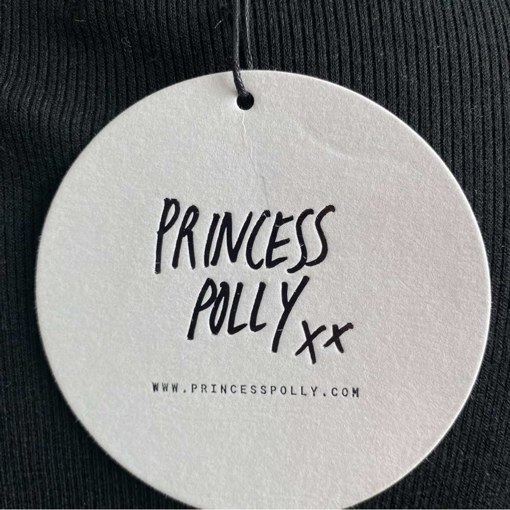 Princess Polly BEATRIX LONG SLEEVE TEE BLACK Black Graphic Long Sleeve size 10 - Picture 12 of 12